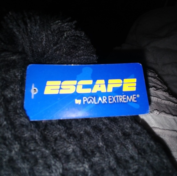 Black Pom Hat - Picture 2 of 3